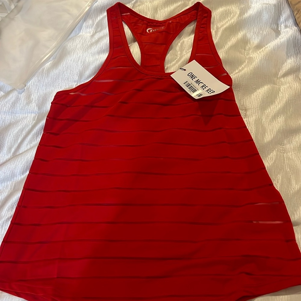 Zyia red Havana tank size small new!